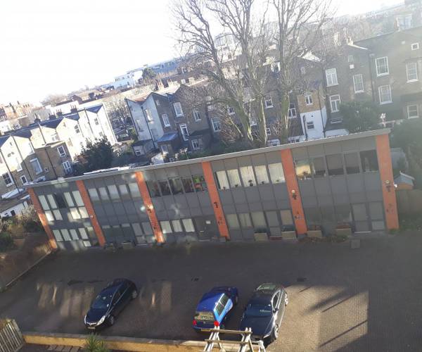 Manor Gardens, N7