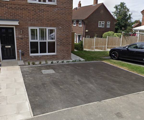 Parking on Swallow Crescent, LS12
