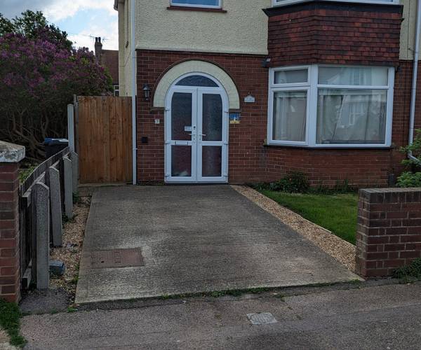 Parking on Westcliff Gardens, CT9