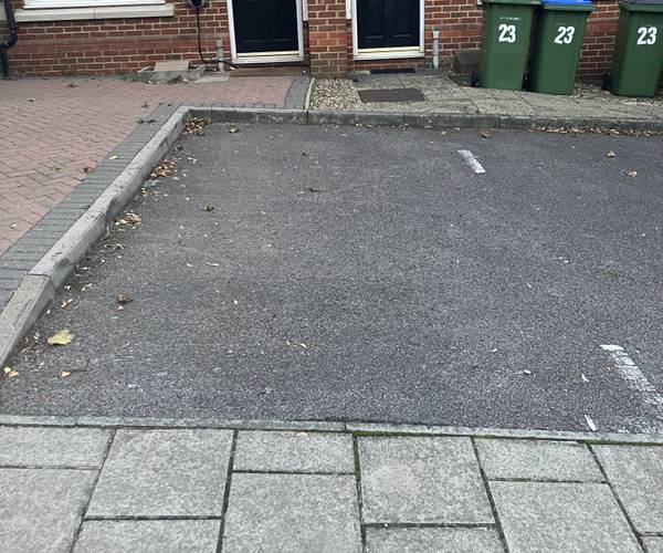 Kendall Road, SE18