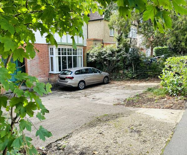 Parking on Green Lane, HA6