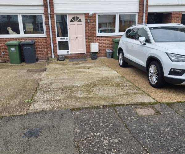 Parking on Hatcliffe Close, SE3