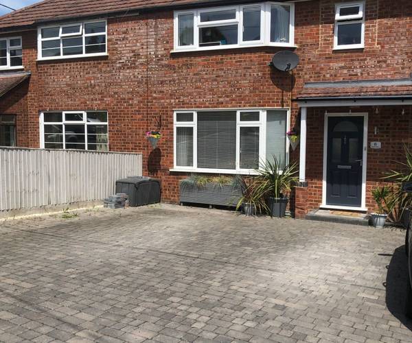 Parking on Melton Drive, OX11