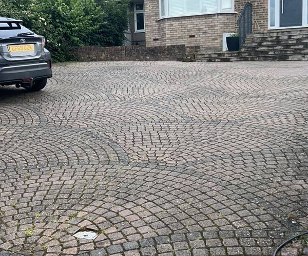 Parking on Westoning Road, LU5