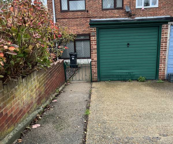 Parking on Violet Road, E18