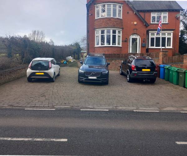 Parking on Styal Road, SK8