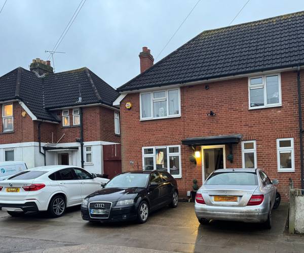 Parking on Allenby Road, IP2