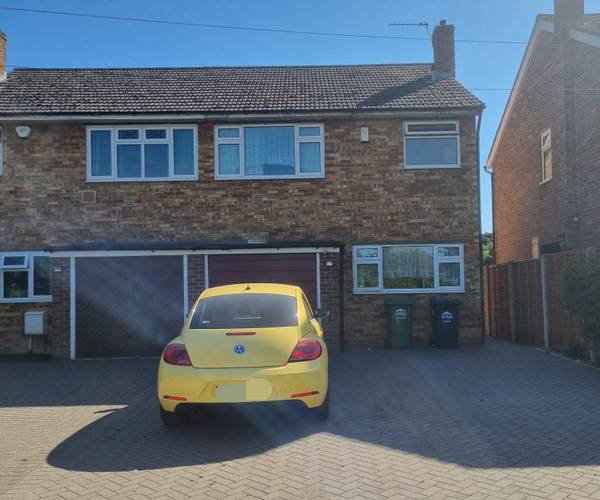 Horton Road, TW19