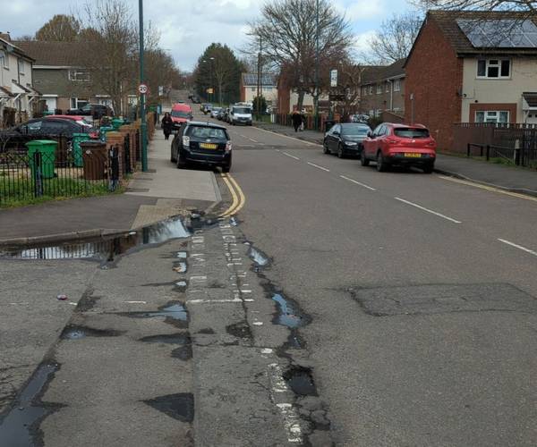 Parking on Abbotsford Drive, NG3