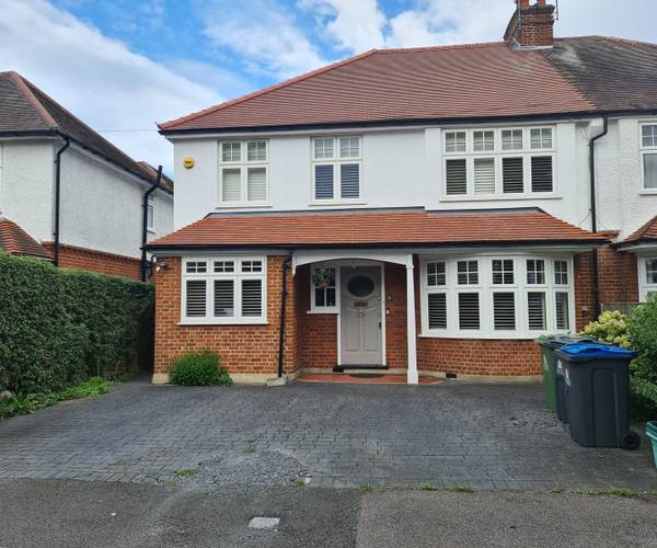 Parking on Orchard Avenue, KT3
