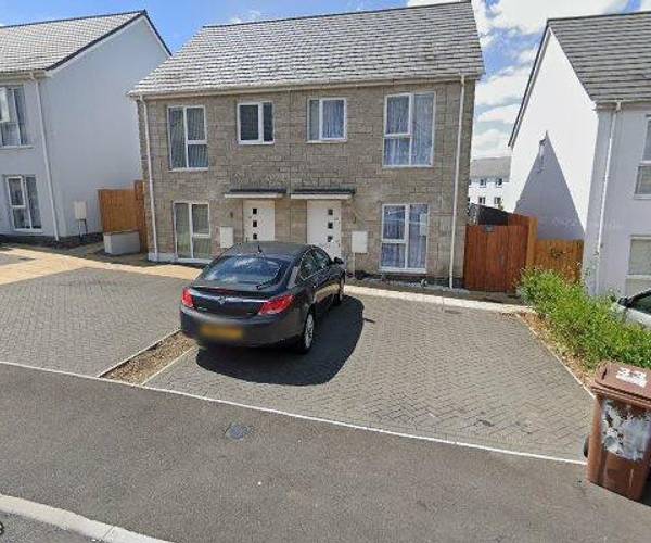 Parking on Wordsworth Road, PL2