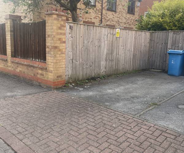 Parking on Bean Street, HU3