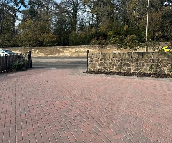 Parking on Queensferry Road, EH4