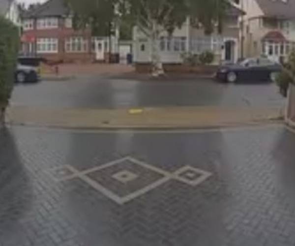 Parking on Felbridge Avenue, HA7