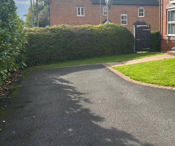 Ovaldene Way, ST4