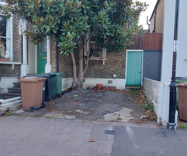 Parking on Algernon Road, SE13