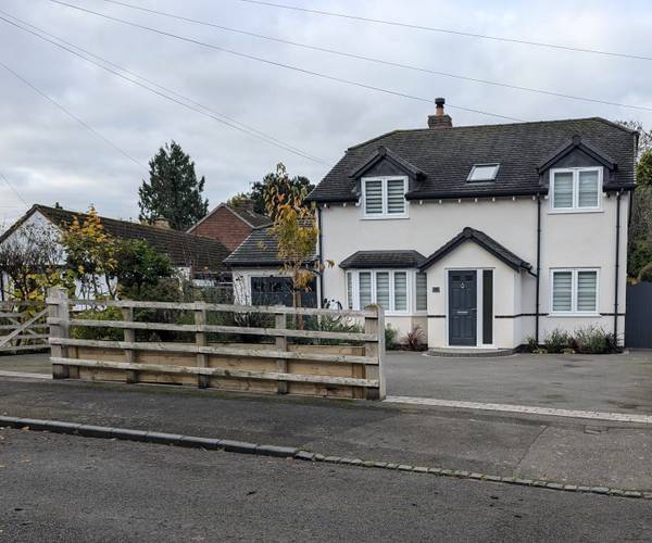 Wellington Road, B60