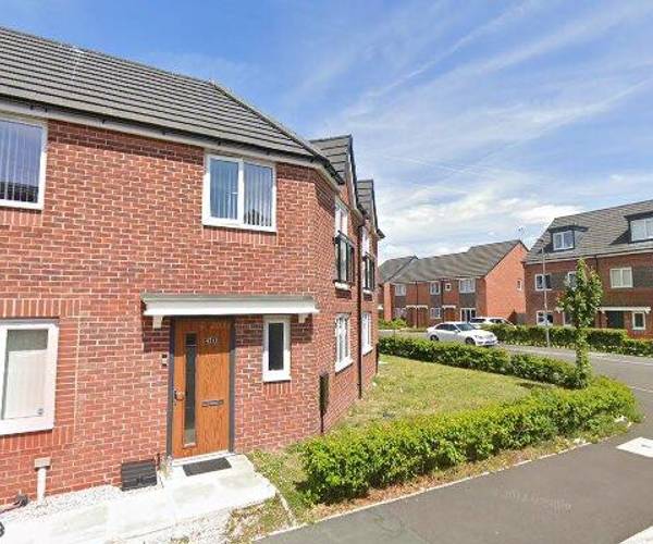 Hammond Drive, L24