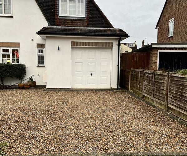 Stewart Road, AL5