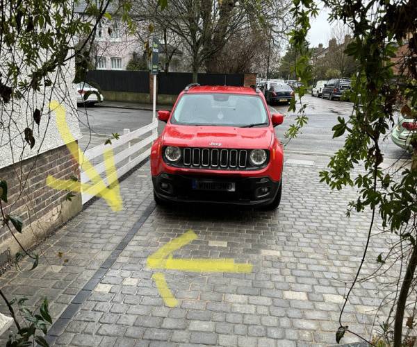 Parking on Strafford Road, TW1