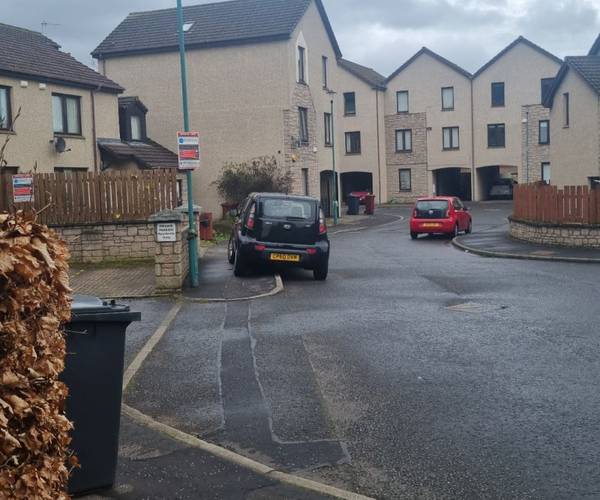 Parking on Lytton Street, DD2