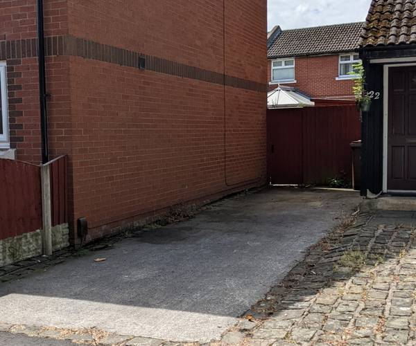 Parking on South Meadow Lane, PR1