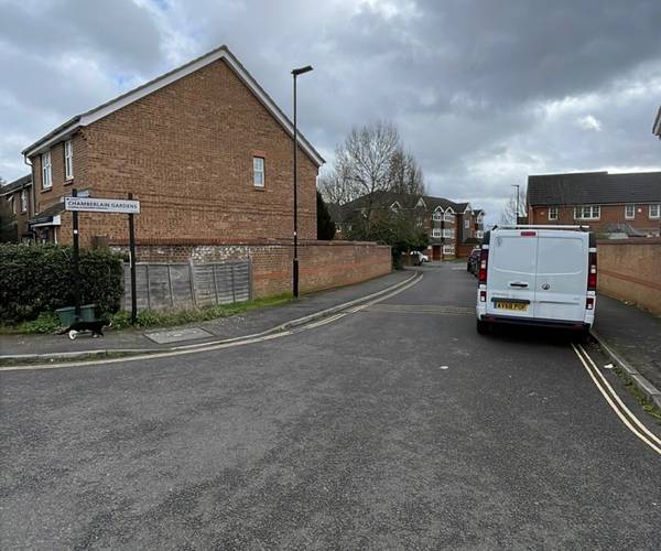 Parking on Chamberlain Gardens, TW3