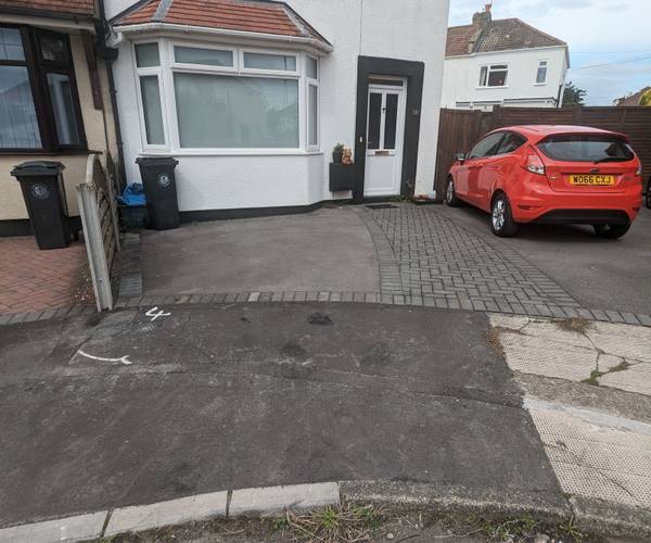 Parking on Evelyn Road, BS10