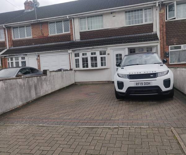 Serpentine Road, B6