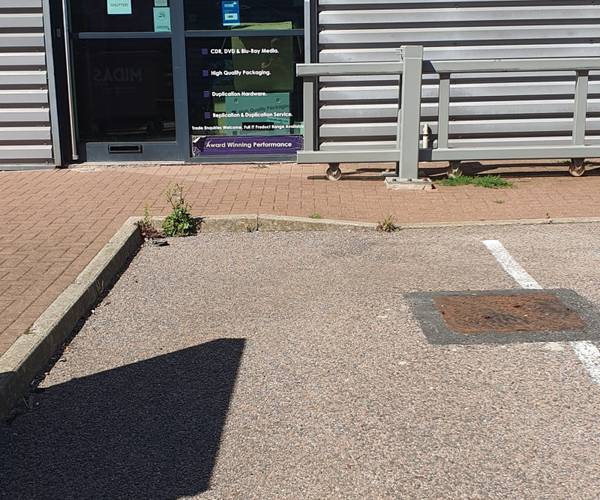 Parking on Crabtree Manorway South, DA17