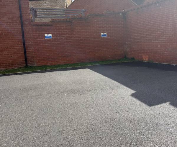 Parking on Newton Green, NN12