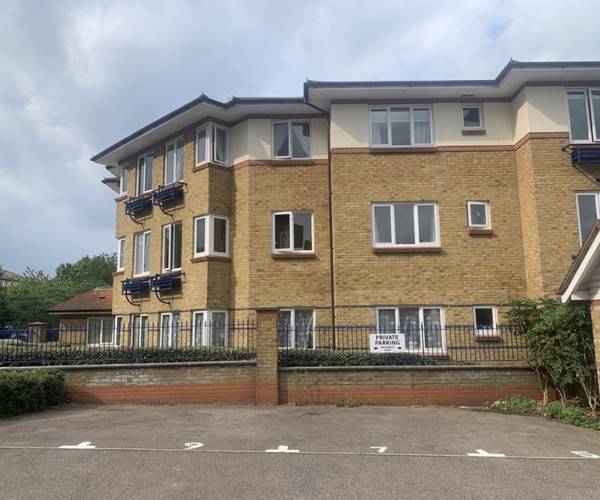 Manor House tube/Finsbury Park tube/Emirates