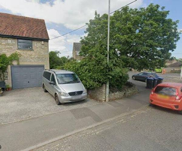 Parking on Winsley Road, BA15