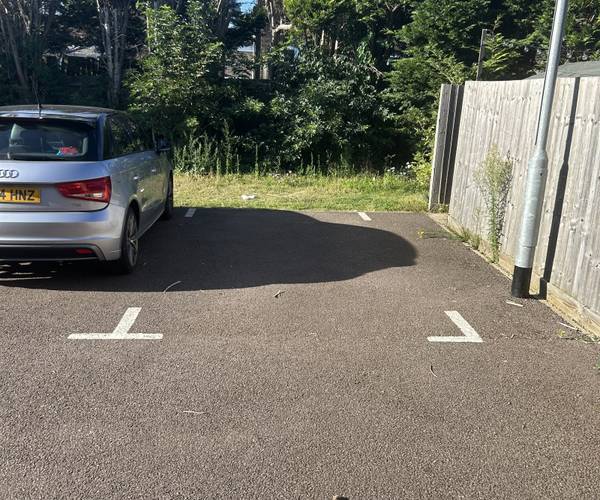 Parking on Centurion Walk, SG19