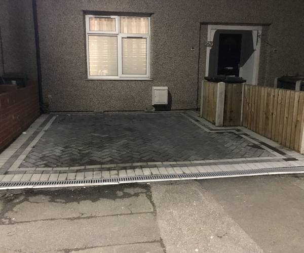 Parking on Ivyhouse Road, RM9