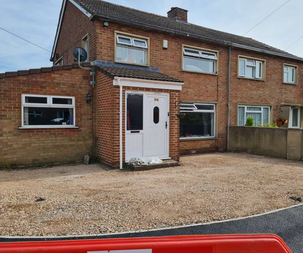 Oatfield, BS48