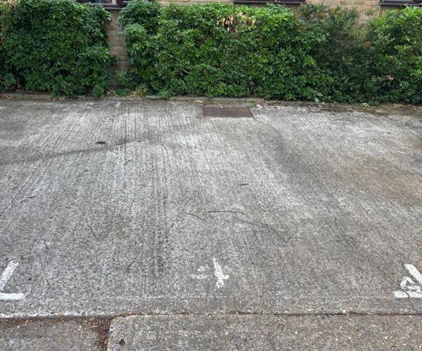 Parking on Campbell Close, SW16