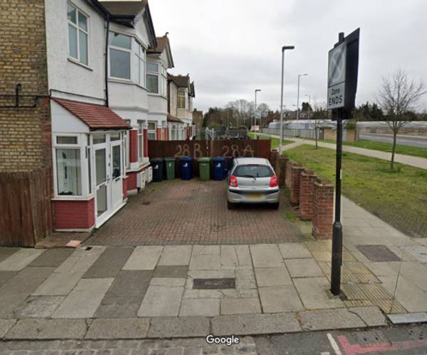 Parking on Hanger Lane, W5