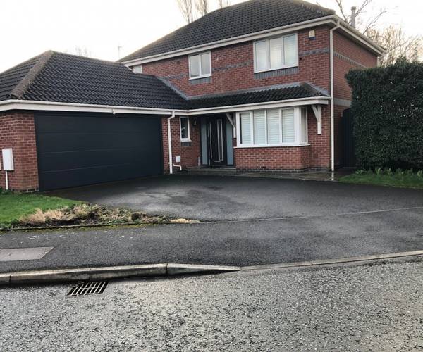 Cholmley Drive, WA12