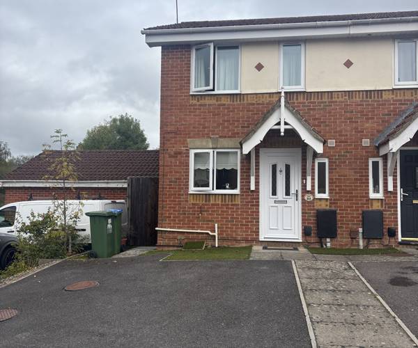 Parking on Jex-Blake Close, SO16