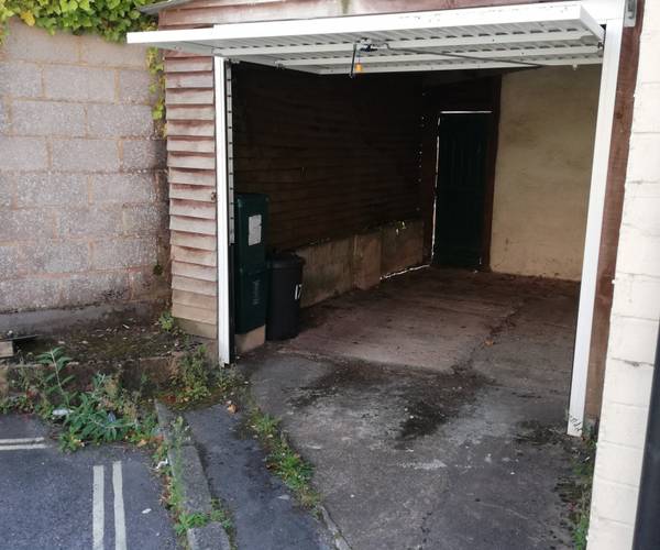 Parking on Taddiforde Road, EX4