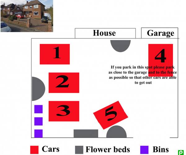 Driveway in Cranborne Road, AL10