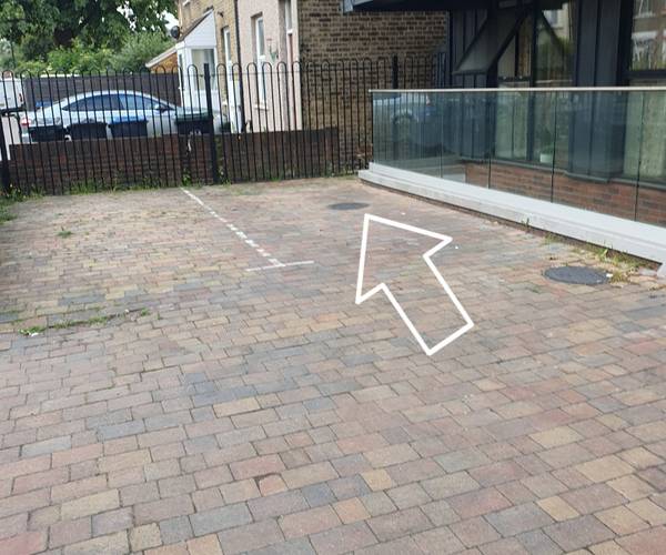 Parking on Whitehorse Road, CR0