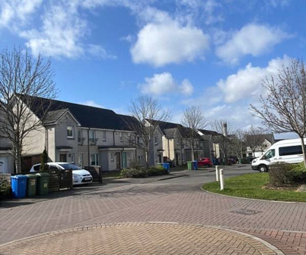 Parking on Springbank Court, G31