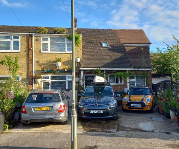 Garage on Deridene Close, TW19