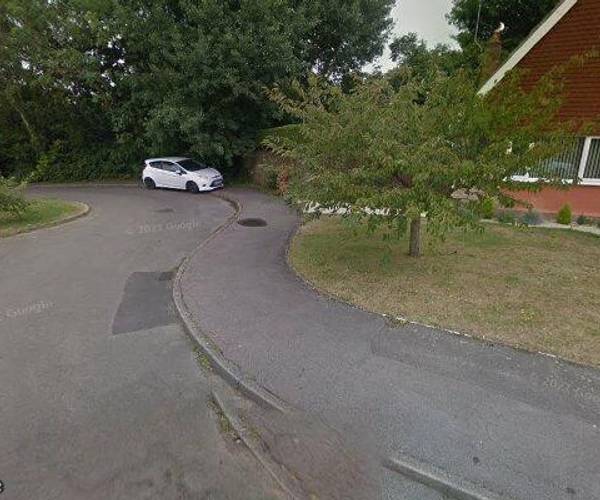 Pheasant Close, RG41