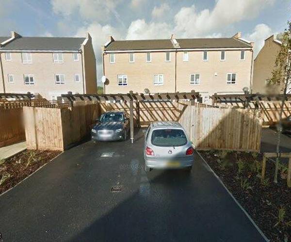 Parking on Clenshaw Path, SS14