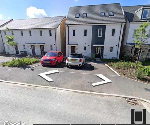 Parking on Buttercup Road, PL6