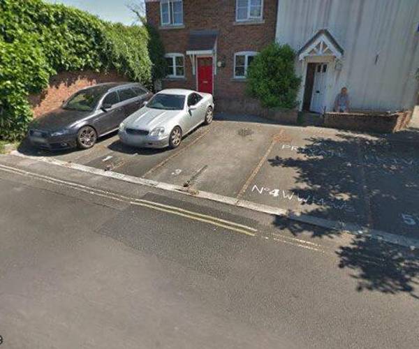 Parking on Feversham Lane, BA6