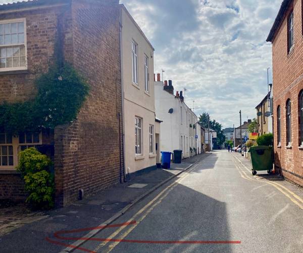 Russell Street, SL4